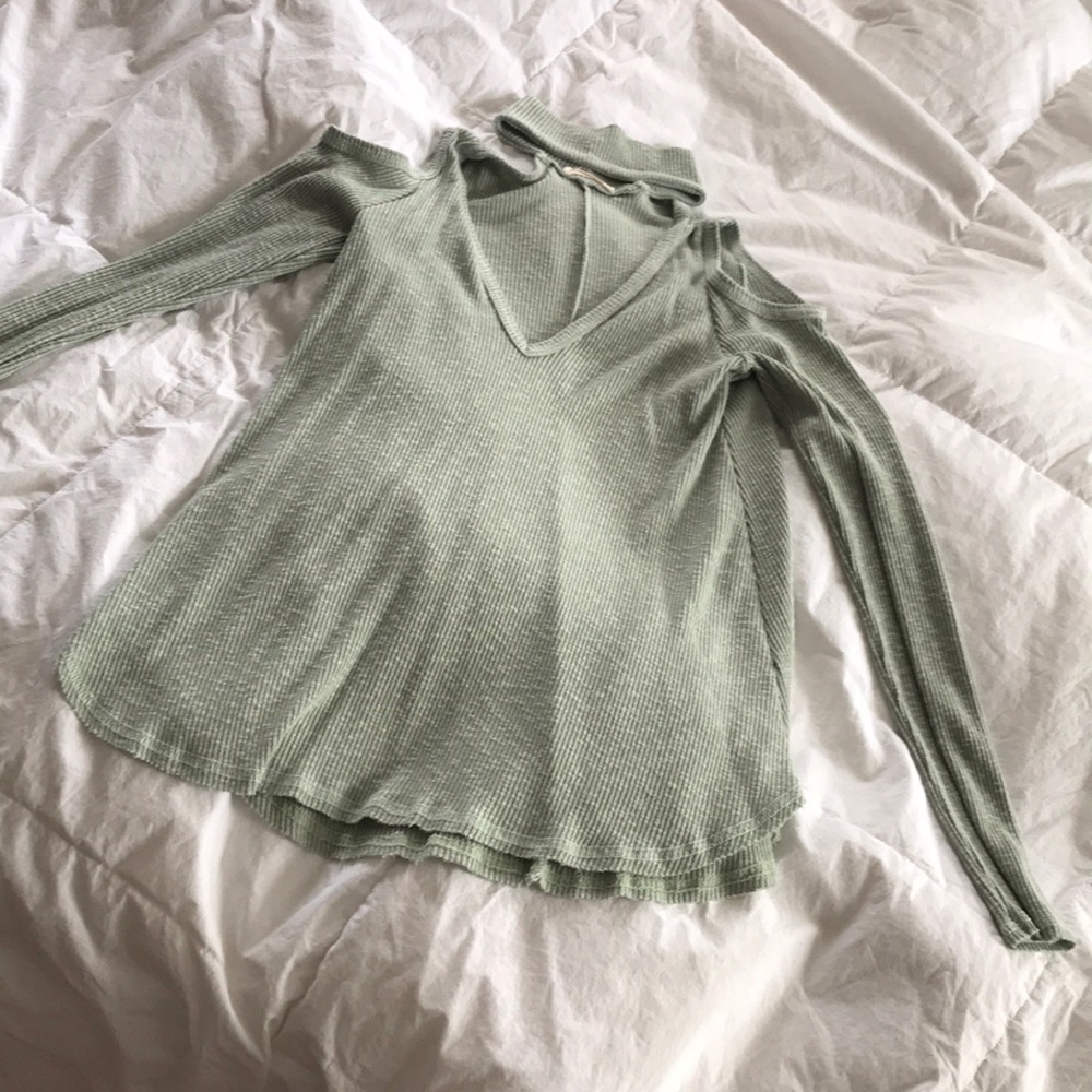 Cold shoulder top